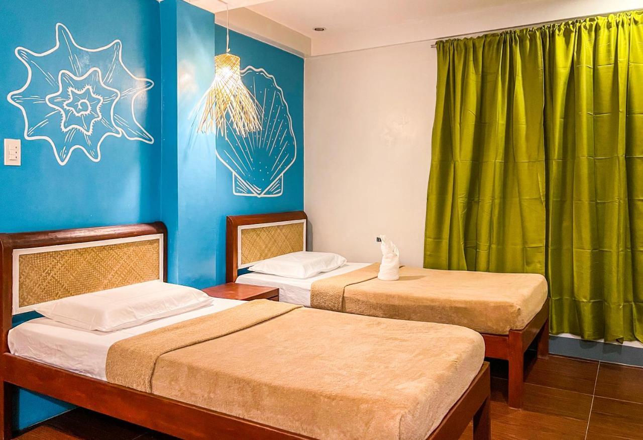 Amos Portside Inn El Nido Exteriör bild